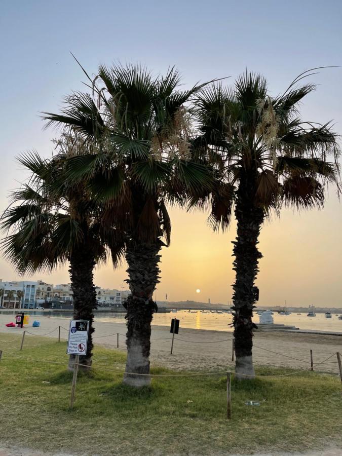 Sunrise Apt Near Beach Smarttv & Netflix Birżebbuġa Екстериор снимка