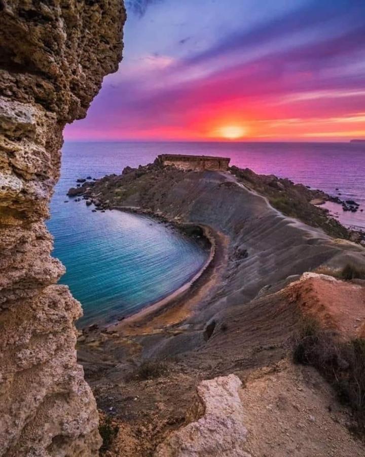 Sunrise Apt Near Beach Smarttv & Netflix Birżebbuġa Екстериор снимка